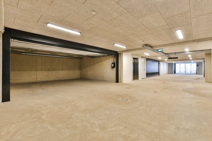 Photo 26 of Hoefloo 20-D