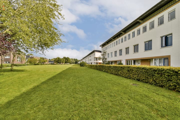 Foto 25 van Oudenaardeplantsoen 77