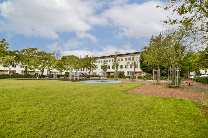 Foto 27 van Oudenaardeplantsoen 77