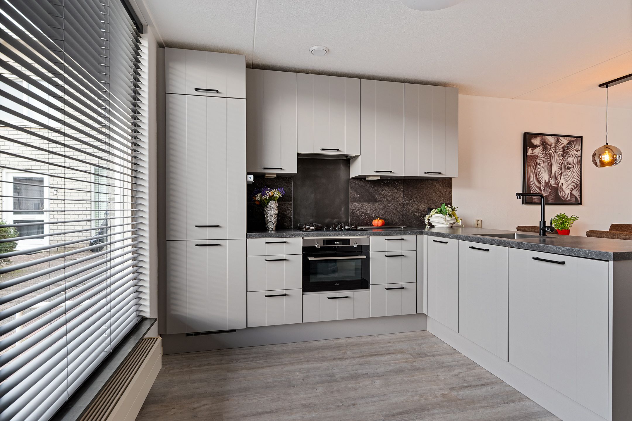 Foto 3 van Catharina van Renneshof 14