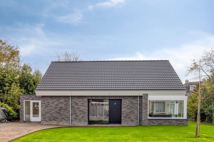 Photo 2 of Saartje Arnoldistraat 8