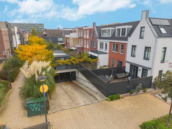 Foto 32 van Marnixstraat 24