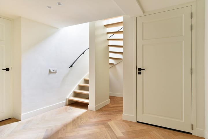 Foto 9 van Van Stolkweg 14-10