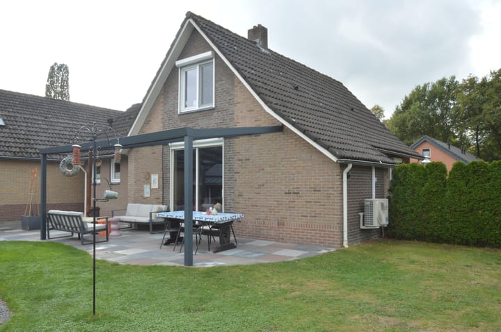 Foto 28 van Pastoor Kerssemakersstraat 1