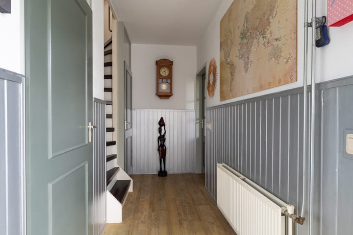 Photo 7 of Van Hogendorpstraat 13