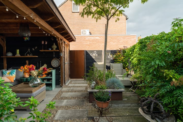 Photo 25 of Van Hogendorpstraat 13