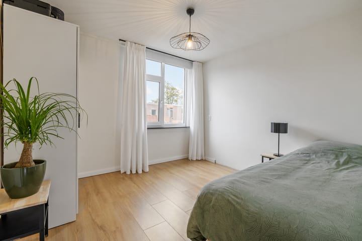 Foto 22 van Helmondstraat 40