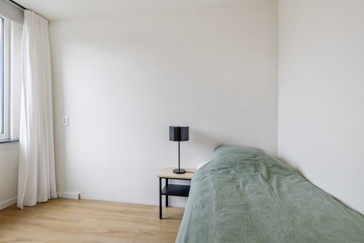 Foto 23 van Helmondstraat 40