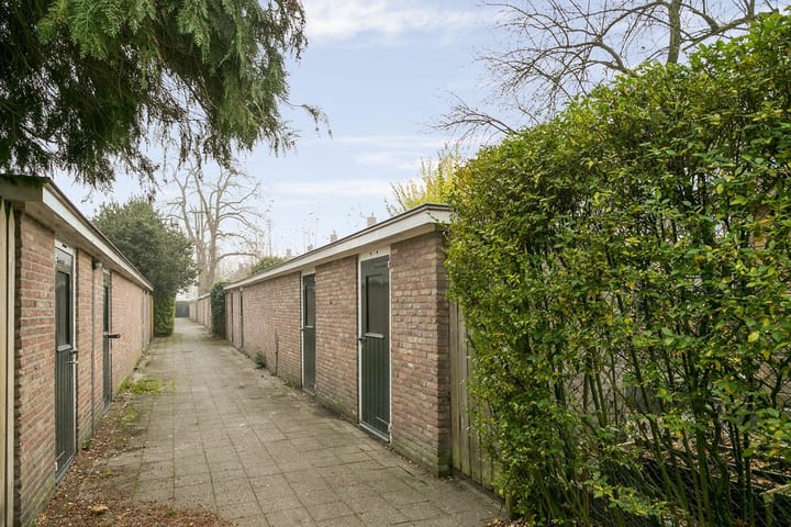 Photo 37 of Hertog Janstraat 2