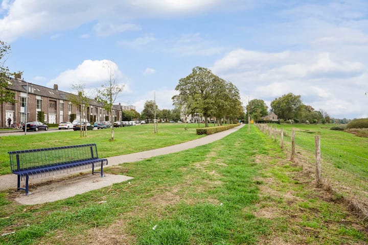 Photo 38 of Hertog Janstraat 2