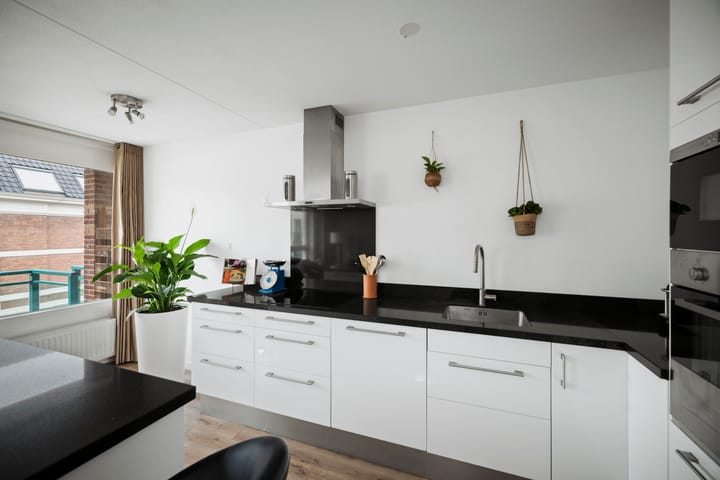 Foto 10 van Graaf van Burenstraat 2-F24