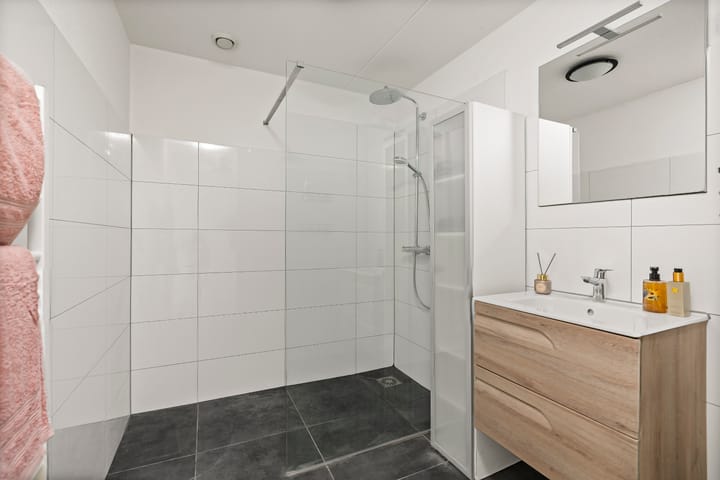 Foto 16 van Graaf van Burenstraat 2-F24