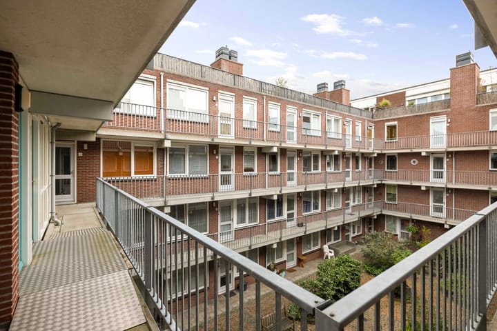 Foto 23 van Graaf van Burenstraat 2-F24