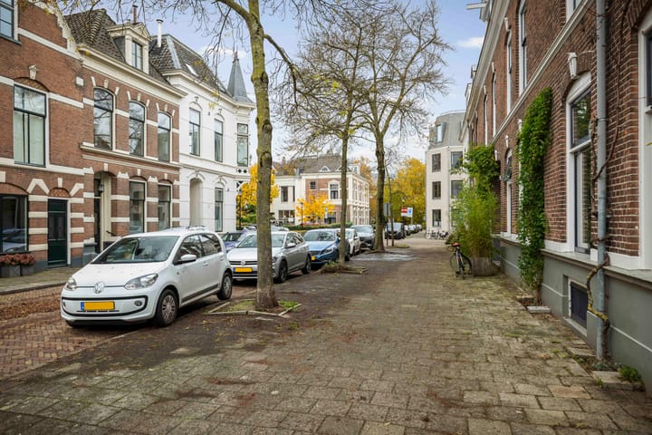 Foto 31 van Graaf van Burenstraat 2-F24