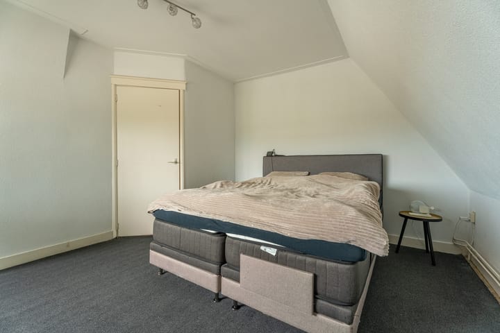 Foto 6 van Rijnsburgerweg 72