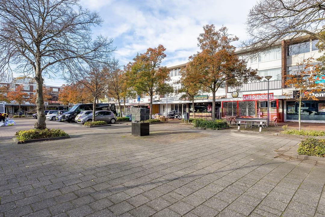 Foto 2 van Bachplein 15