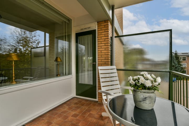 Photo 21 of Einsteinlaan 23