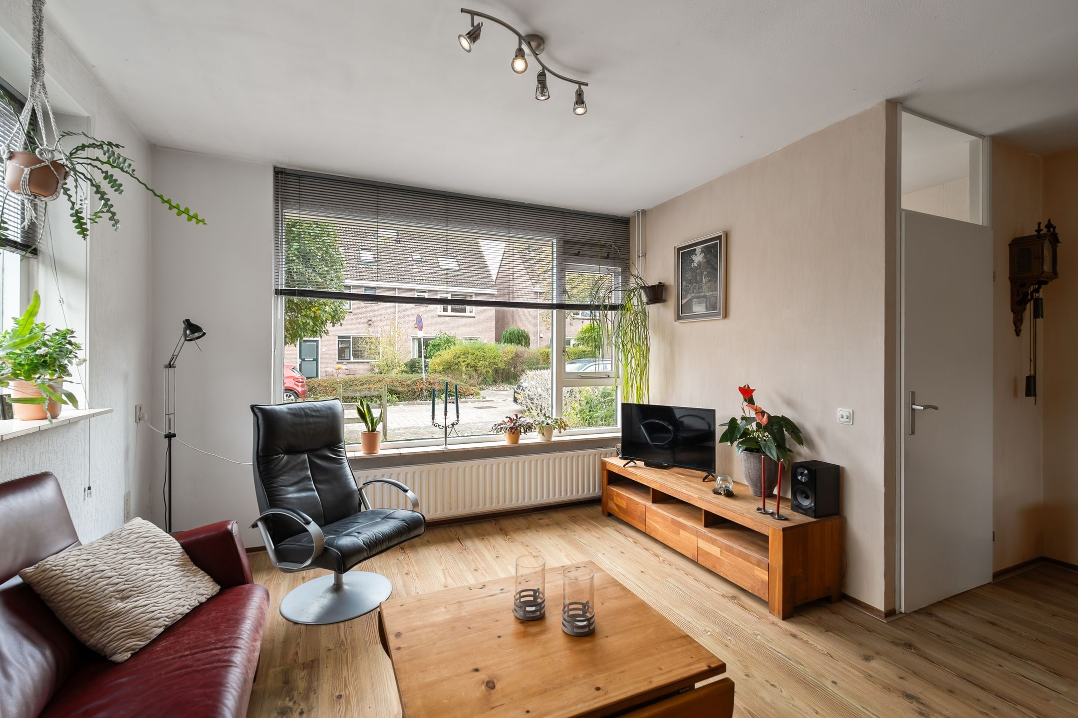 Foto 9 van Bosvaren 1