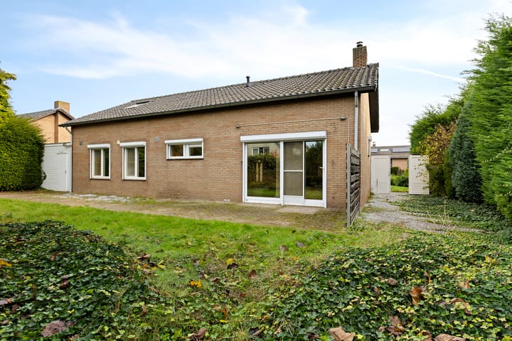 Foto 44 van Akeleistraat 1