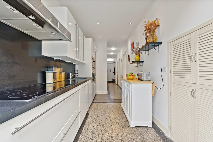 Foto 18 van Hendrik Zwaardecroonstraat 141