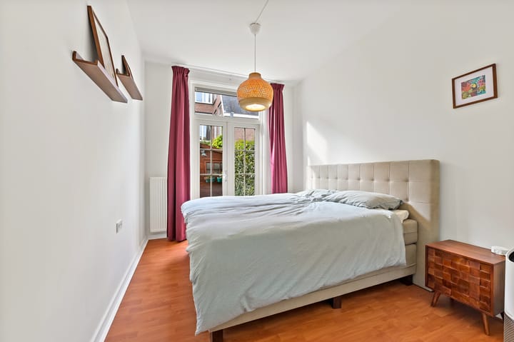 Foto 22 van Hendrik Zwaardecroonstraat 141