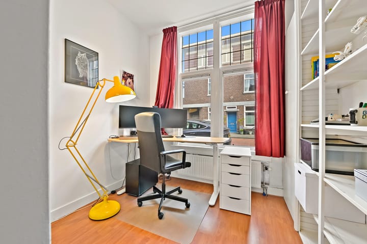 Foto 28 van Hendrik Zwaardecroonstraat 141