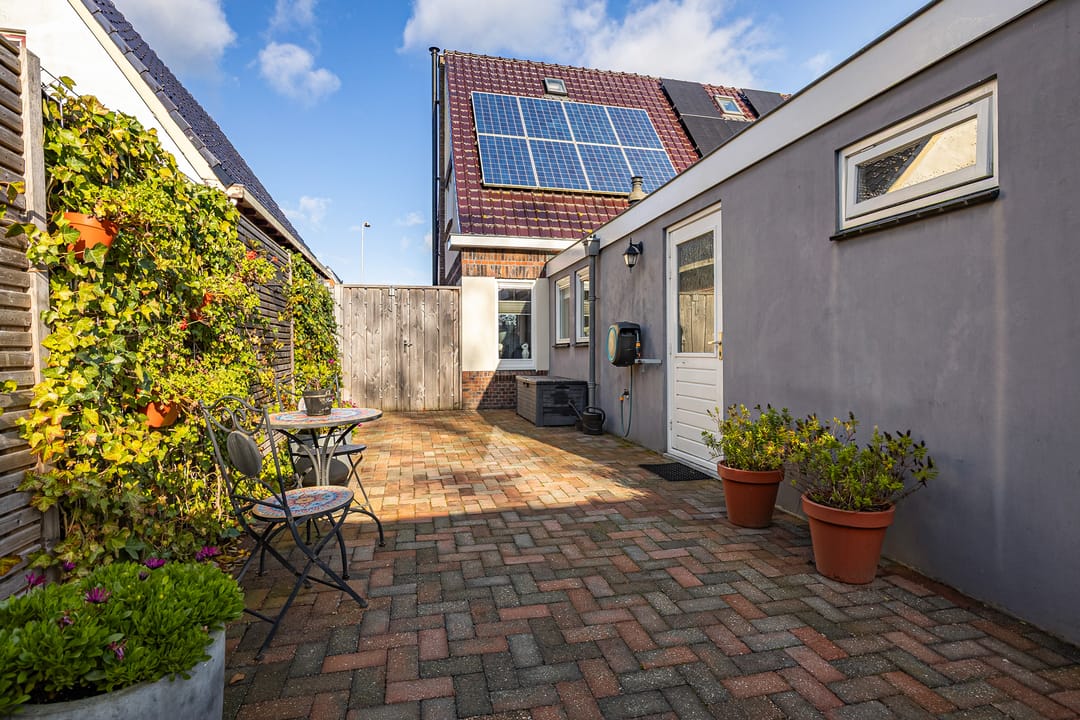 Foto 41 van Farmsumerweg 92