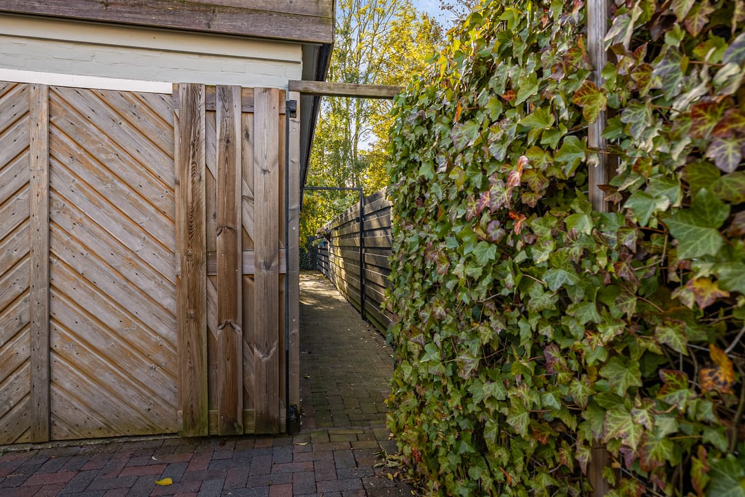 Foto 46 van Farmsumerweg 92