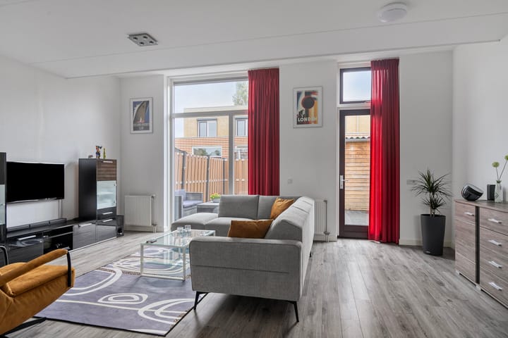 Foto 9 van De Ontdekking 3-B