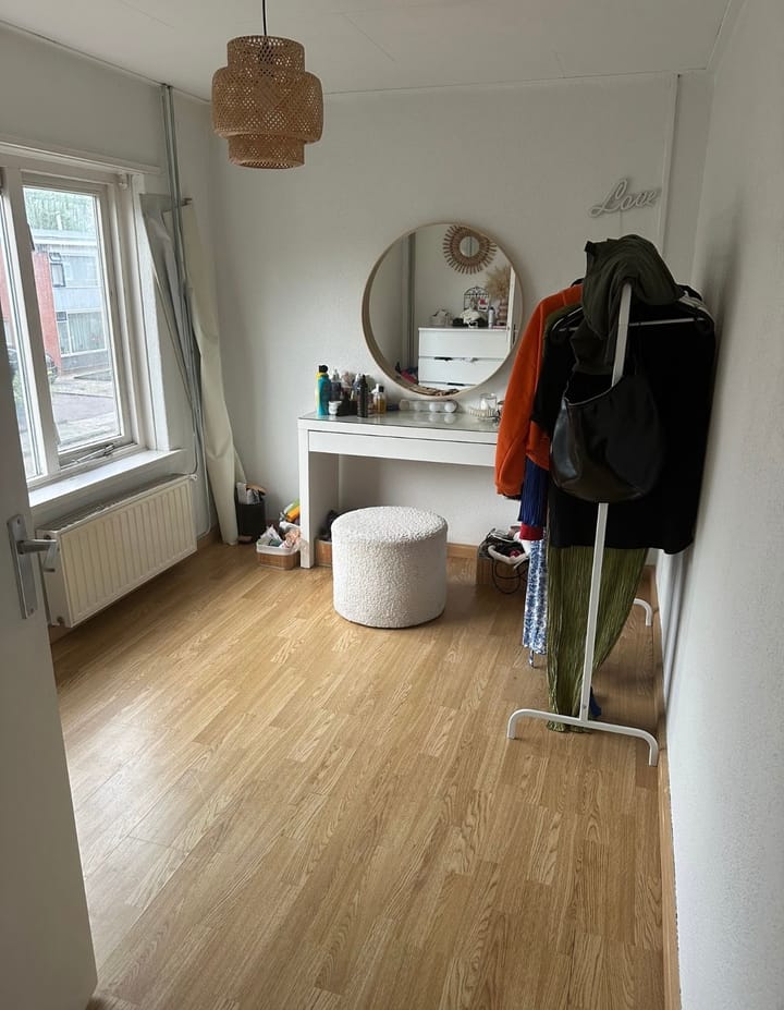 Foto 11 van Esdoornlaan 3