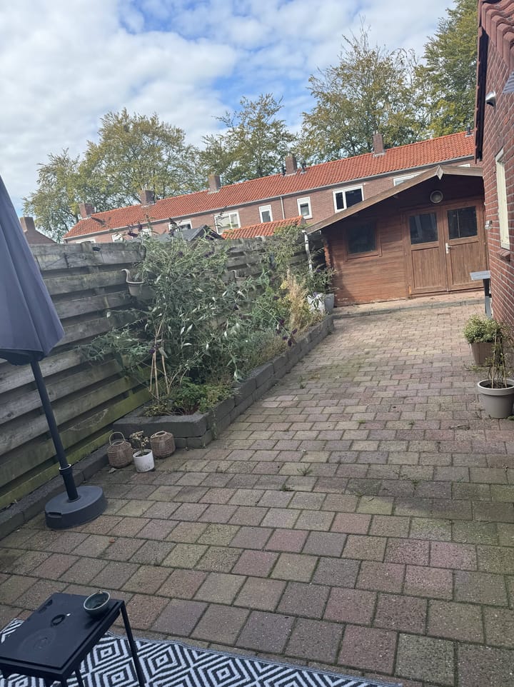 Foto 15 van Esdoornlaan 3