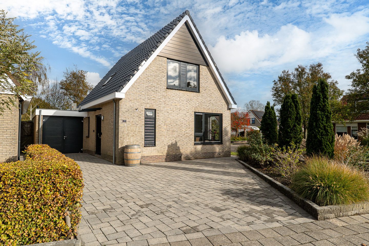 Photo 1 of Túnikkers 28