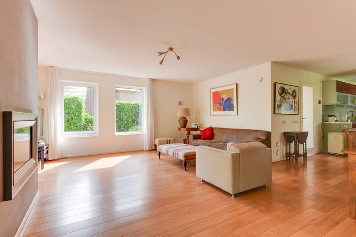 Foto 11 van Laanweg 25