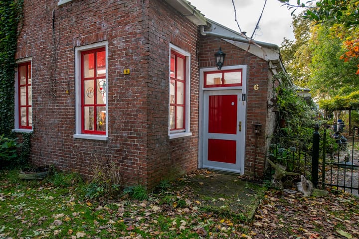 Photo 8 of Dorpsstraat 6