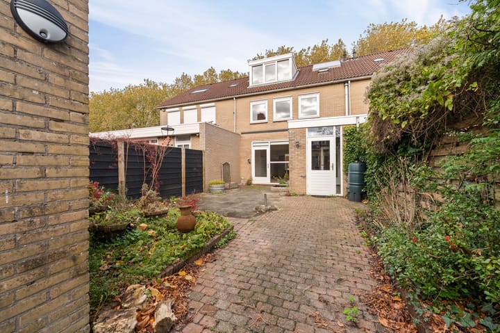 Photo 4 of Drostlaan 78