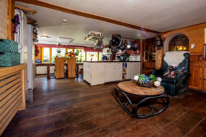 Photo 18 of Dorpsstraat 6