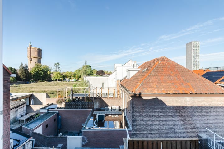 Photo 43 of Eikstraat 47