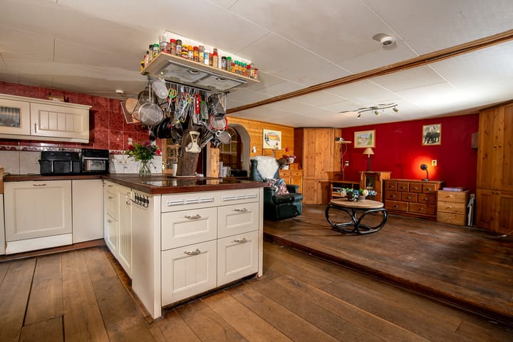 Photo 16 of Dorpsstraat 6