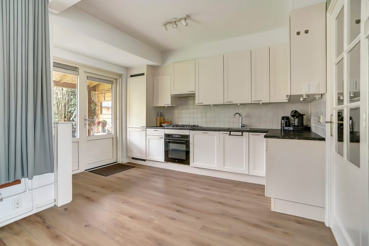 Foto 14 van Jasmijnstraat 1