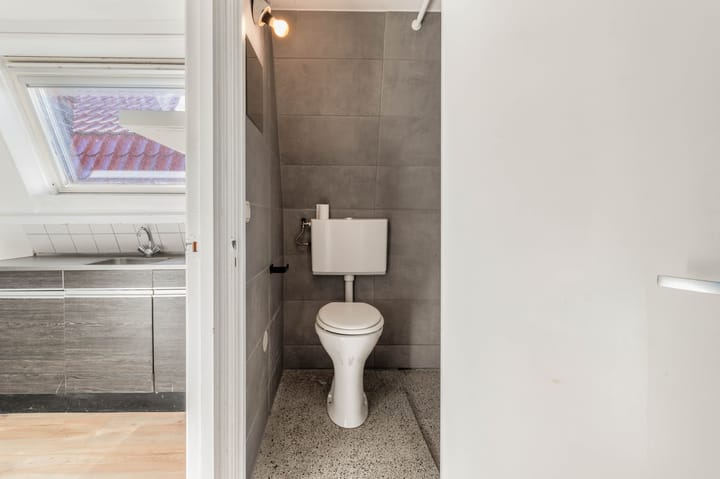 Foto 11 van Spoorstraat 55-D