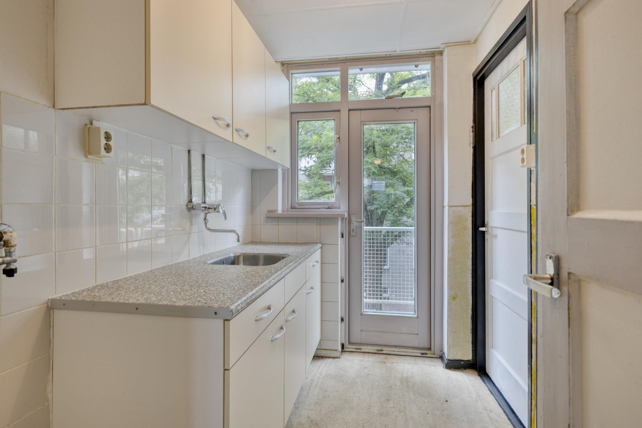 Photo 6 of Dr. Zamenhofstraat 34-B