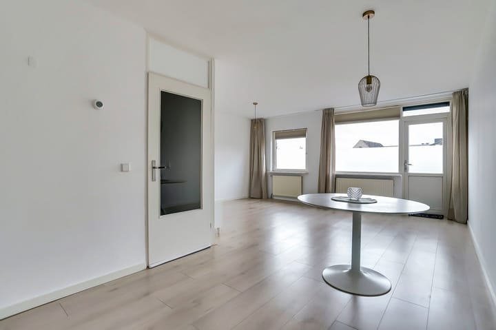 Photo 2 of Zuidende 70