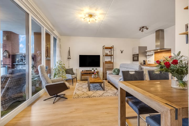 Foto 2 van Nieuwe Veenendaalseweg 1-A