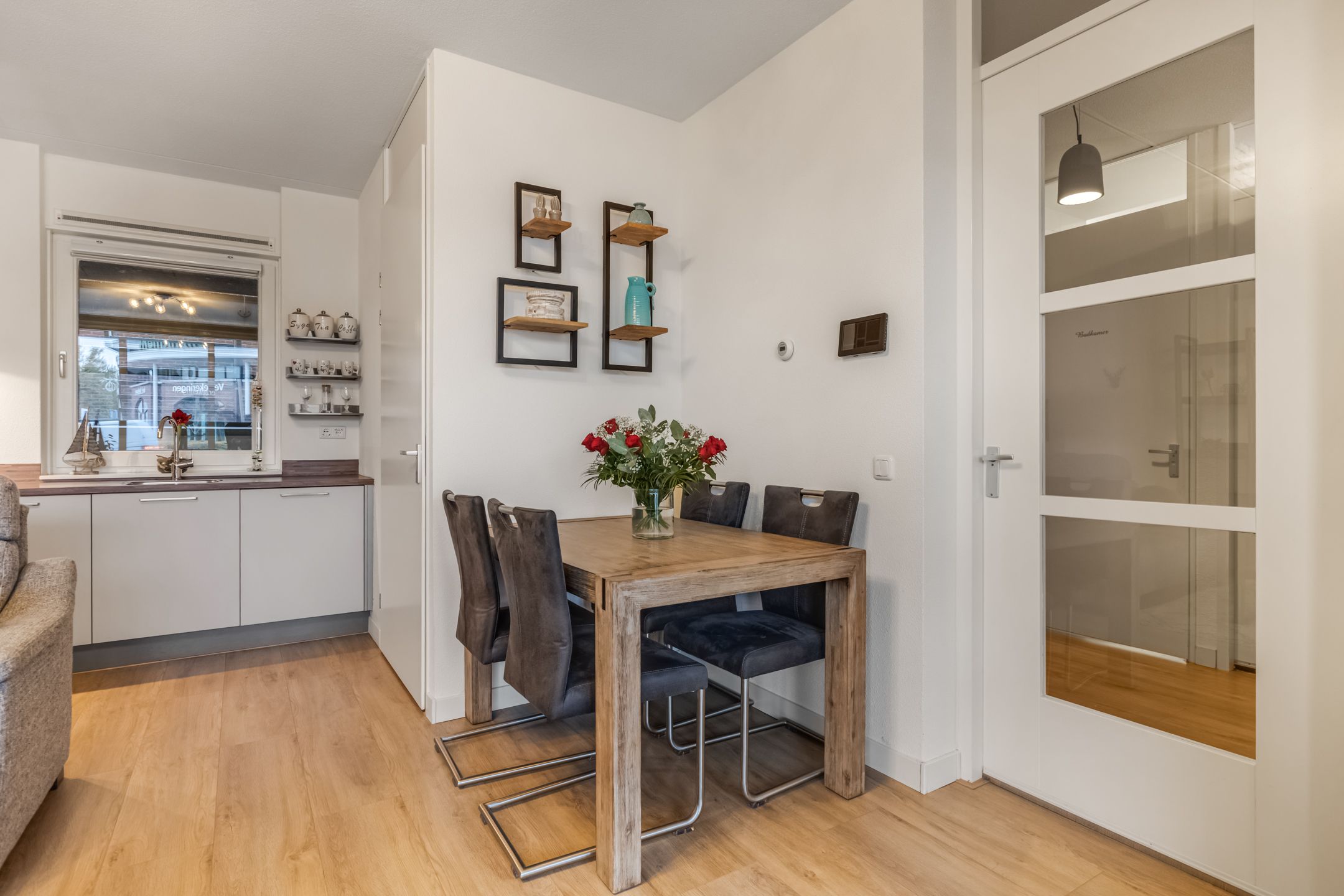 Foto 9 van Nieuwe Veenendaalseweg 1-A