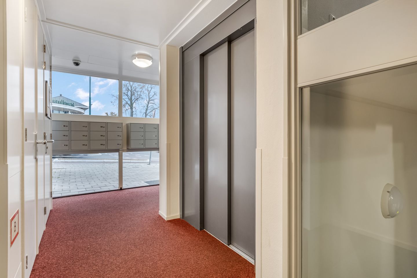 Foto 20 van Nieuwe Veenendaalseweg 1-A