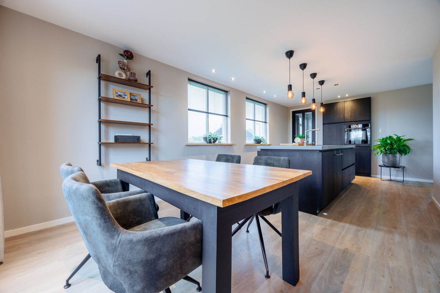 Foto 10 van Koningstraat 7-A