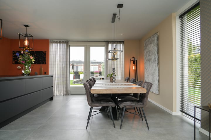 Foto 8 van Glazuurder 1