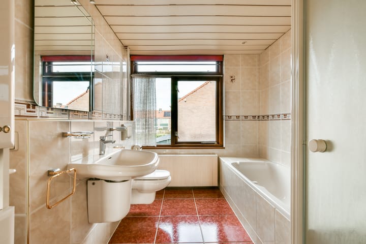 Photo 15 of Hoonaartstraat 21