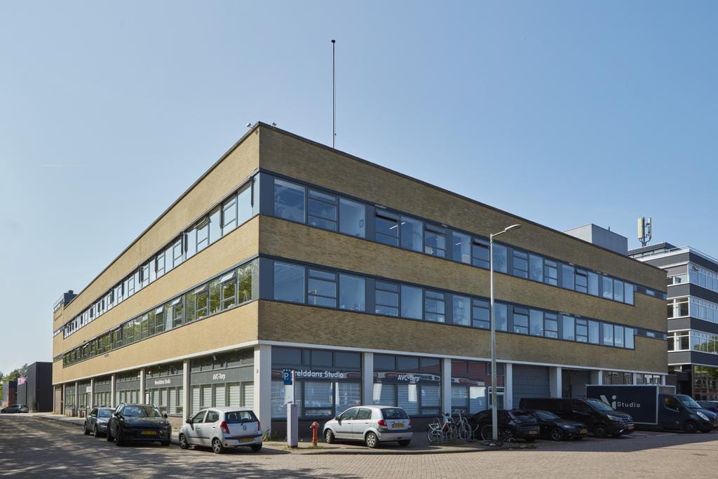 Bekijk foto 1 van Ellermanstraat 16-R