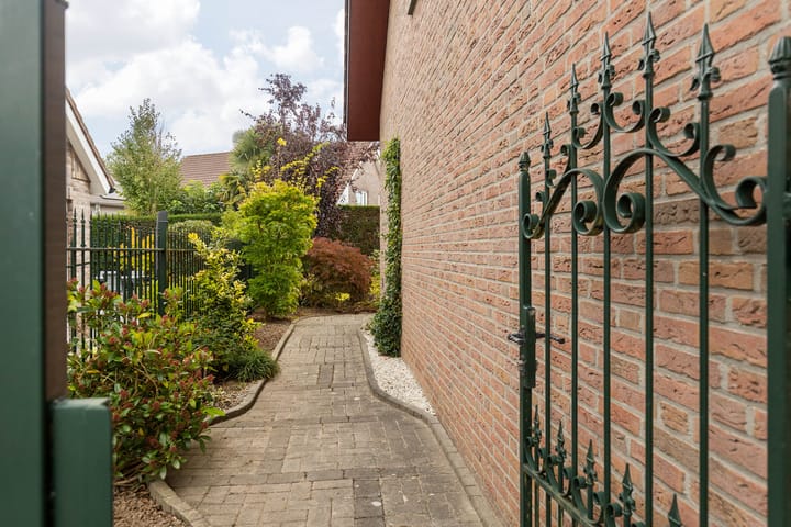 Photo 21 of Aan Hiemstenrade 56